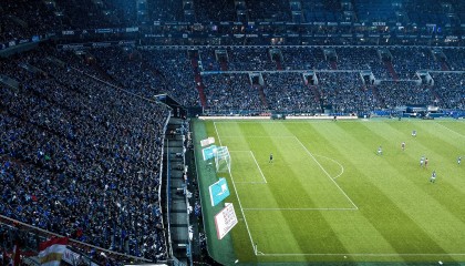 开云体育官网-东契奇独舞明尼苏达，当孤星照亮狼群围猎之夜