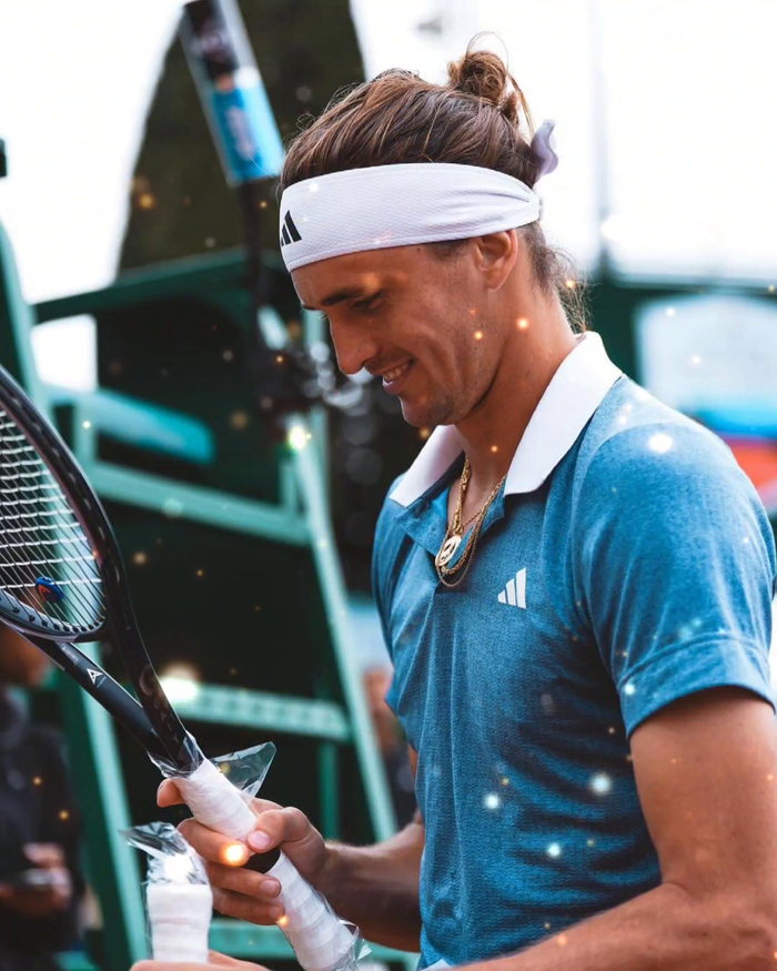 蒙特卡洛大师赛险胜戴维斯杯，兹维列夫统治全场