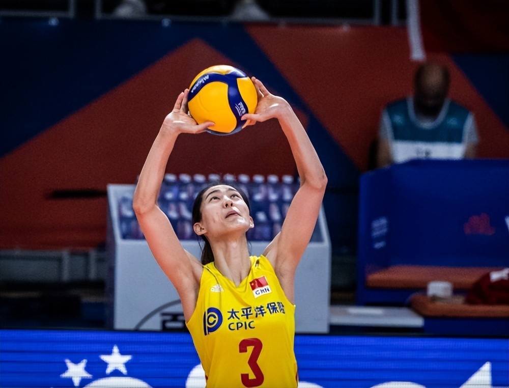 中国队横扫波兰队，波尔惊艳四座