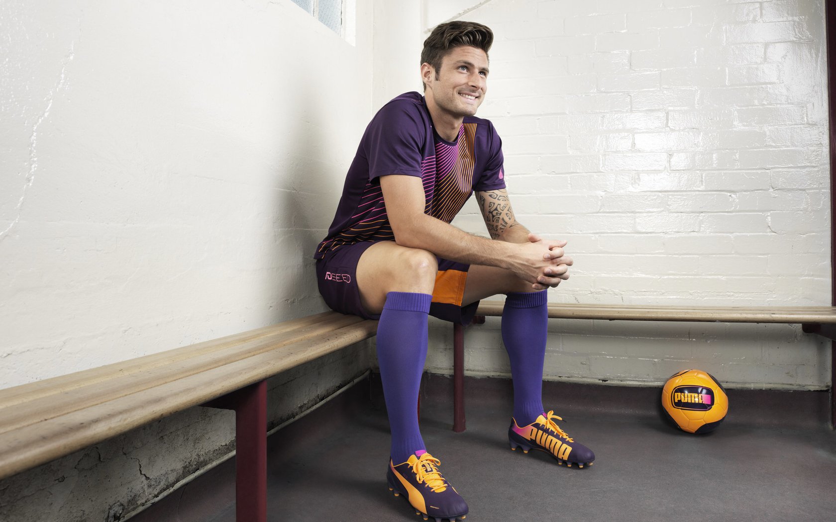 卡塔尔资本制霸莱比锡，罗德里完美演绎现代中场新哲学