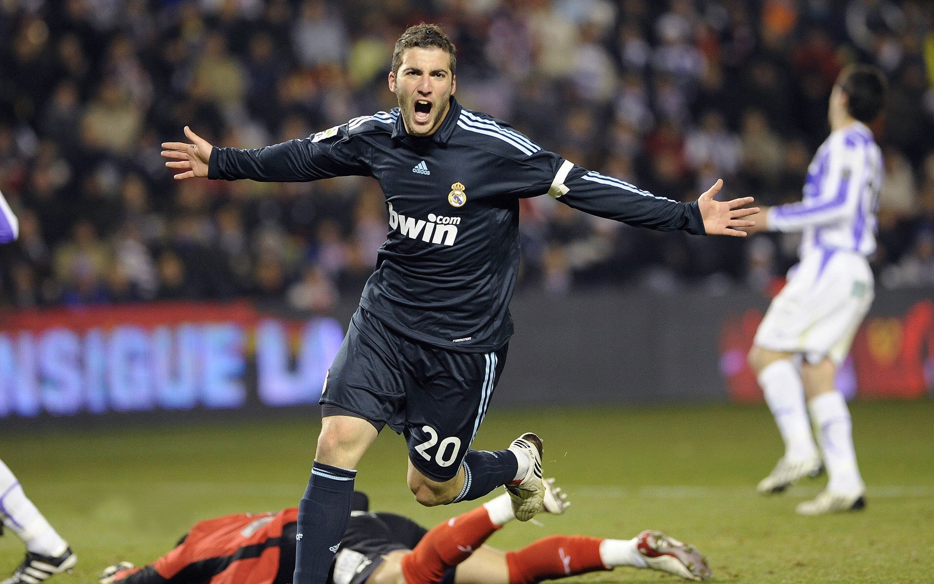 英超争冠焦点战，当开拓者精神击败森林狼法则